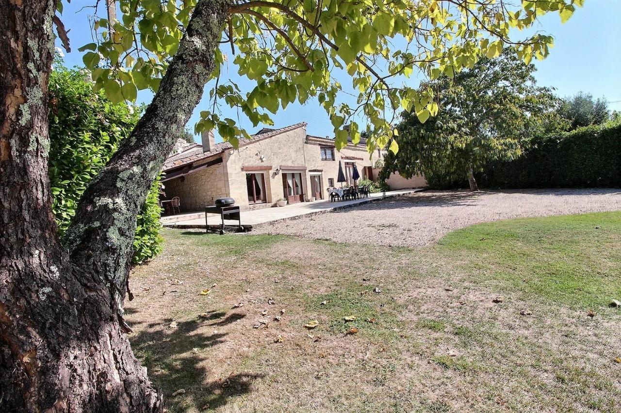 Maison Entre Dordogne Et Gironde Avec Piscine Minzac Exterior foto