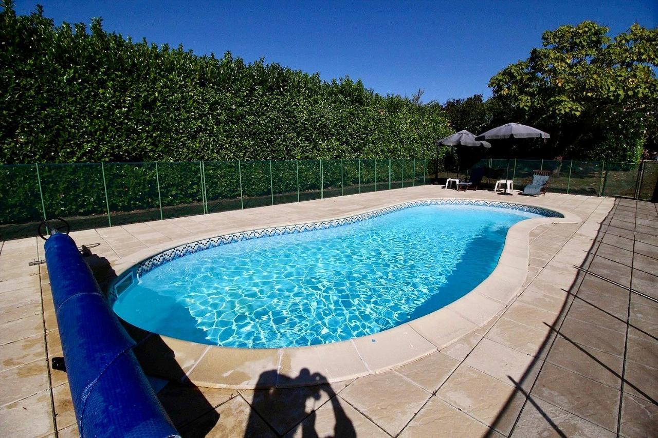 Maison Entre Dordogne Et Gironde Avec Piscine Minzac Exterior foto