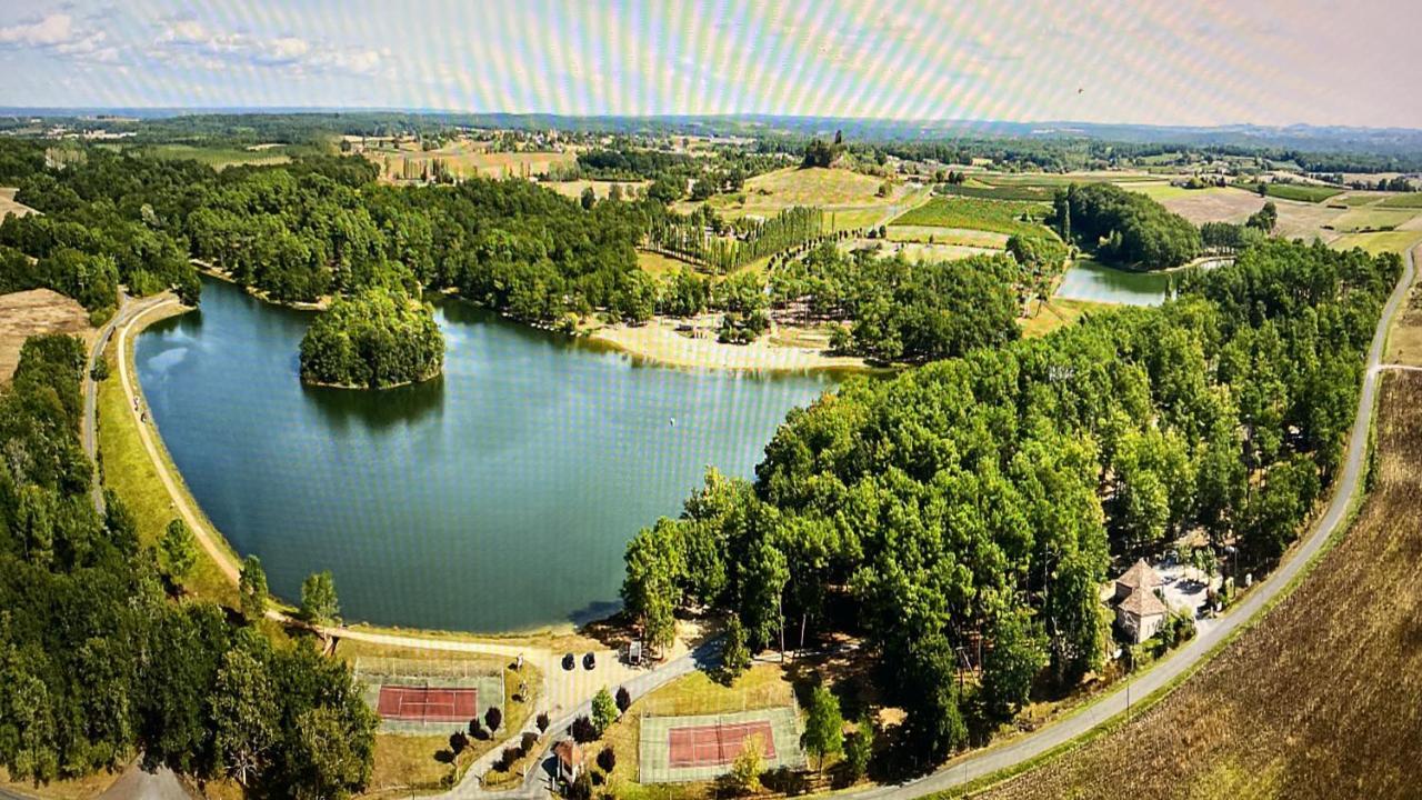 Maison Entre Dordogne Et Gironde Avec Piscine Minzac Exterior foto